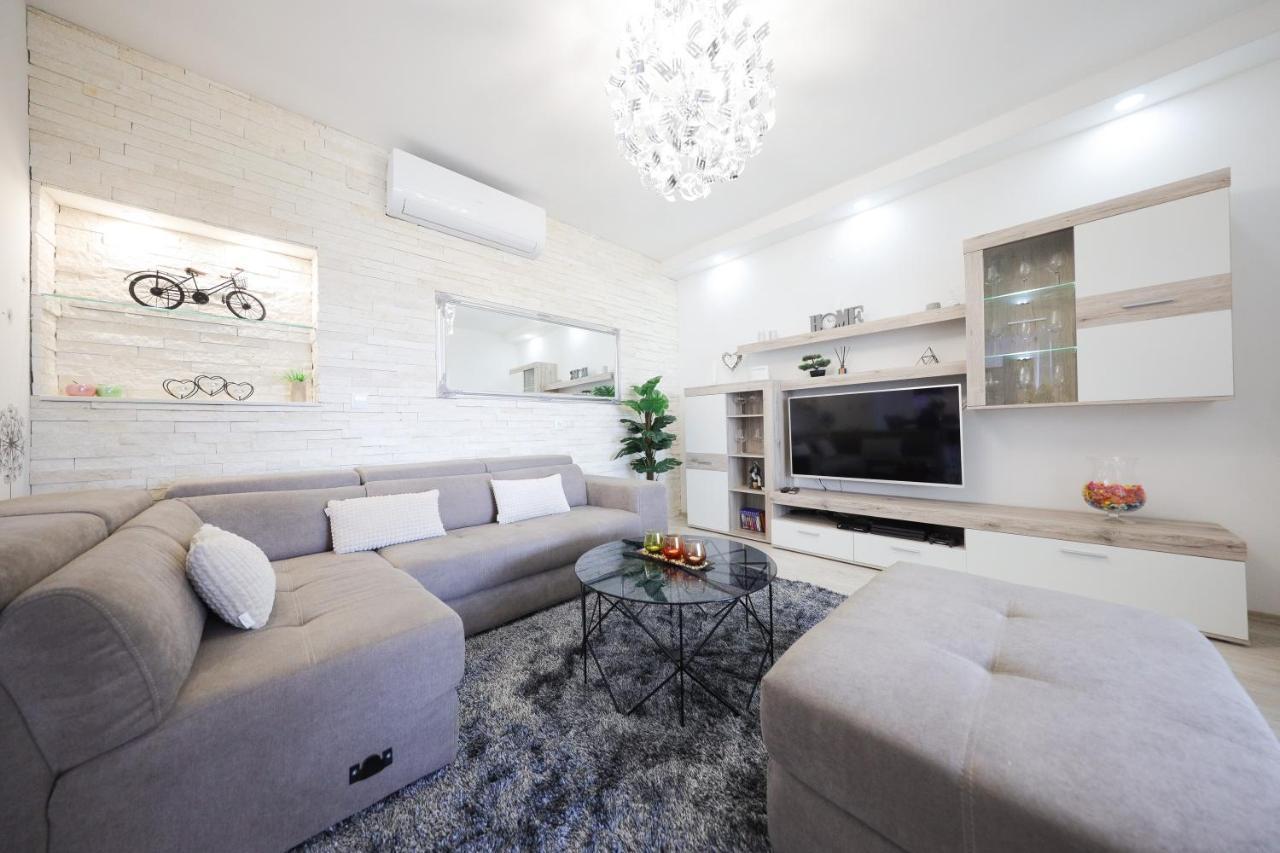 Deluxe Look Apartment Zadar Ngoại thất bức ảnh